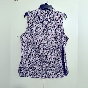 Women’s Sleeveless button down blouse, Sz XL